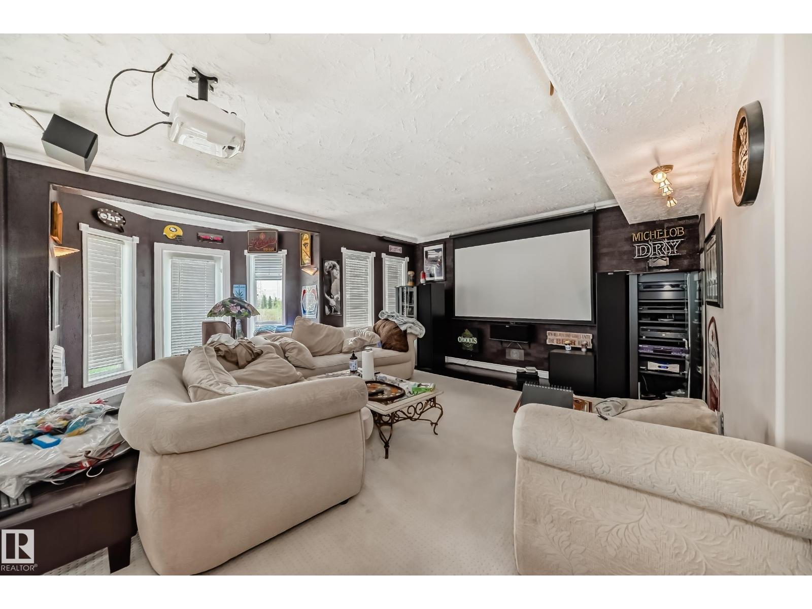 5107 200 ST NW, Edmonton