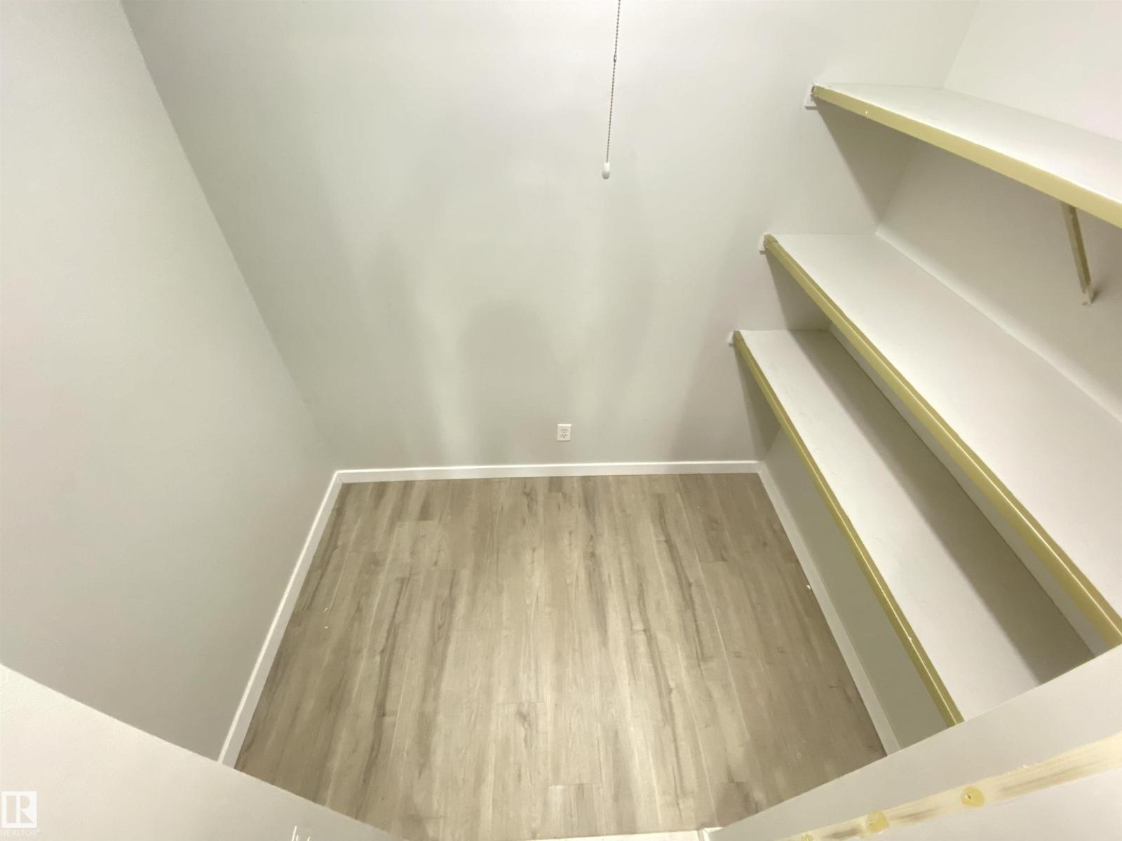 #302 10826 113 ST NW - 13
