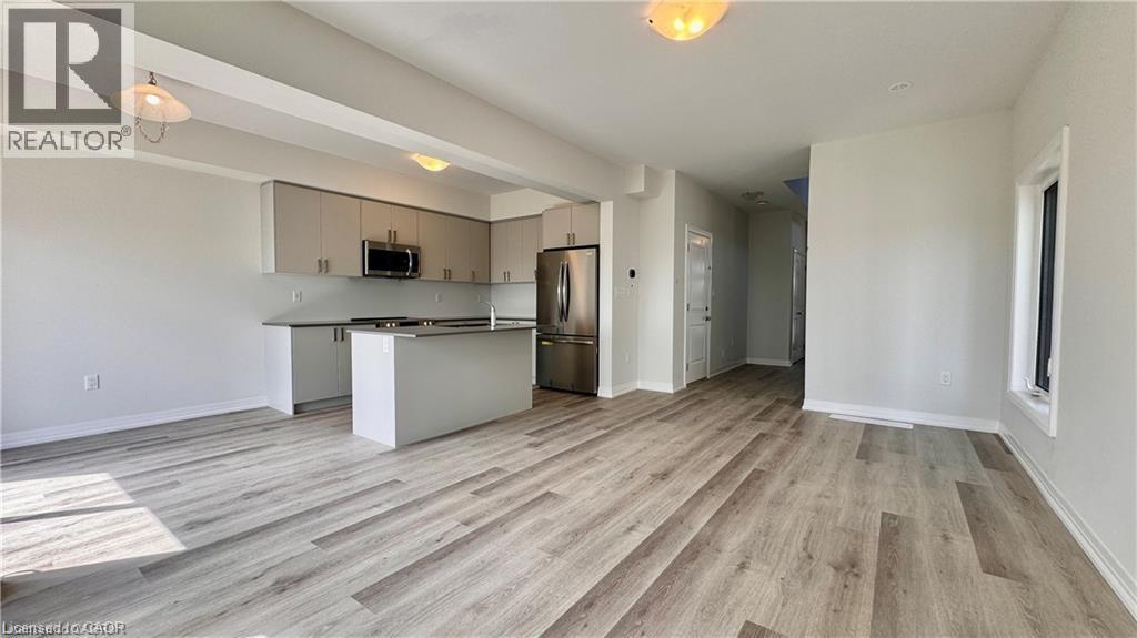 155 EQUESTRIAN Way Unit# 51, Cambridge, Ontario, N3E0E8 — Photo 3