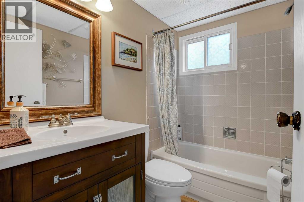 8917 102 Avenue - 34