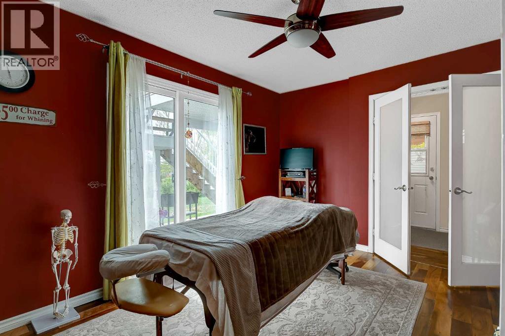 8917 102 Avenue - 30