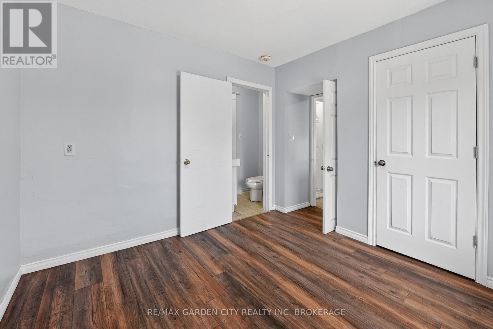 43 YORK STREET - 26