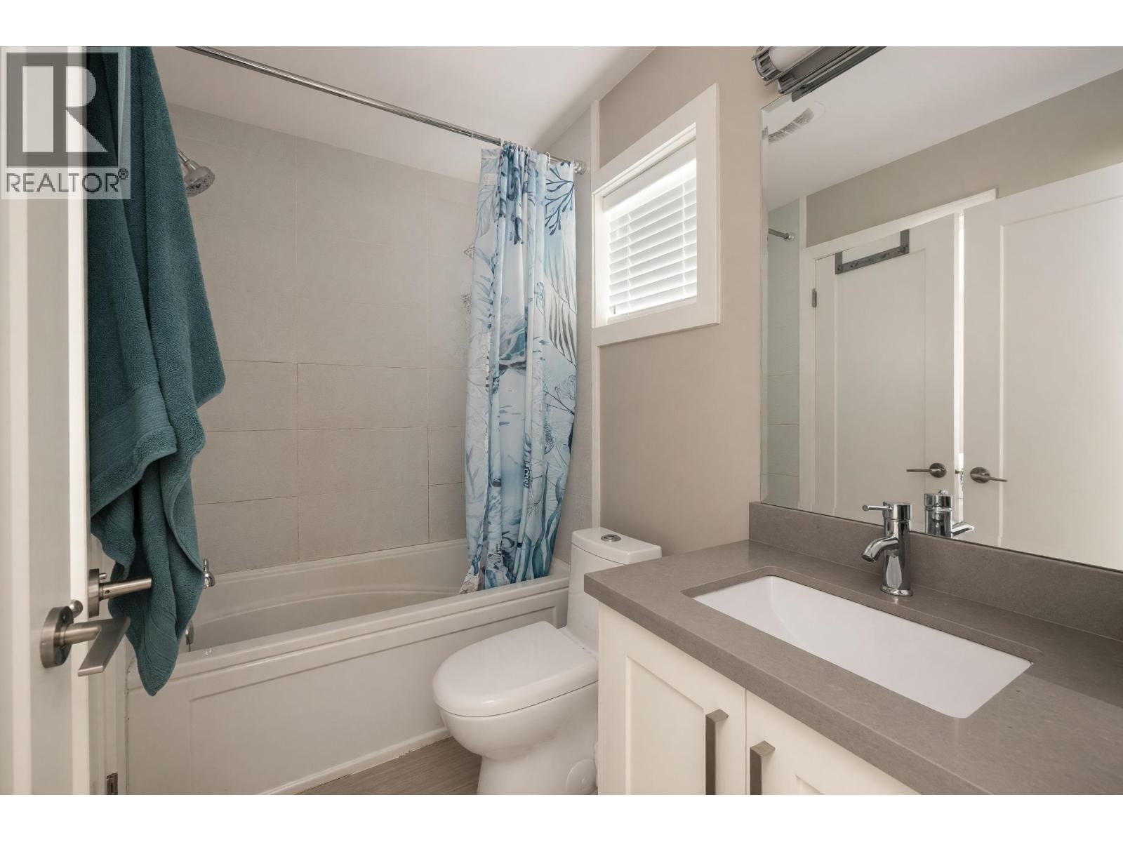 481 W WINDSOR ROAD, North Vancouver