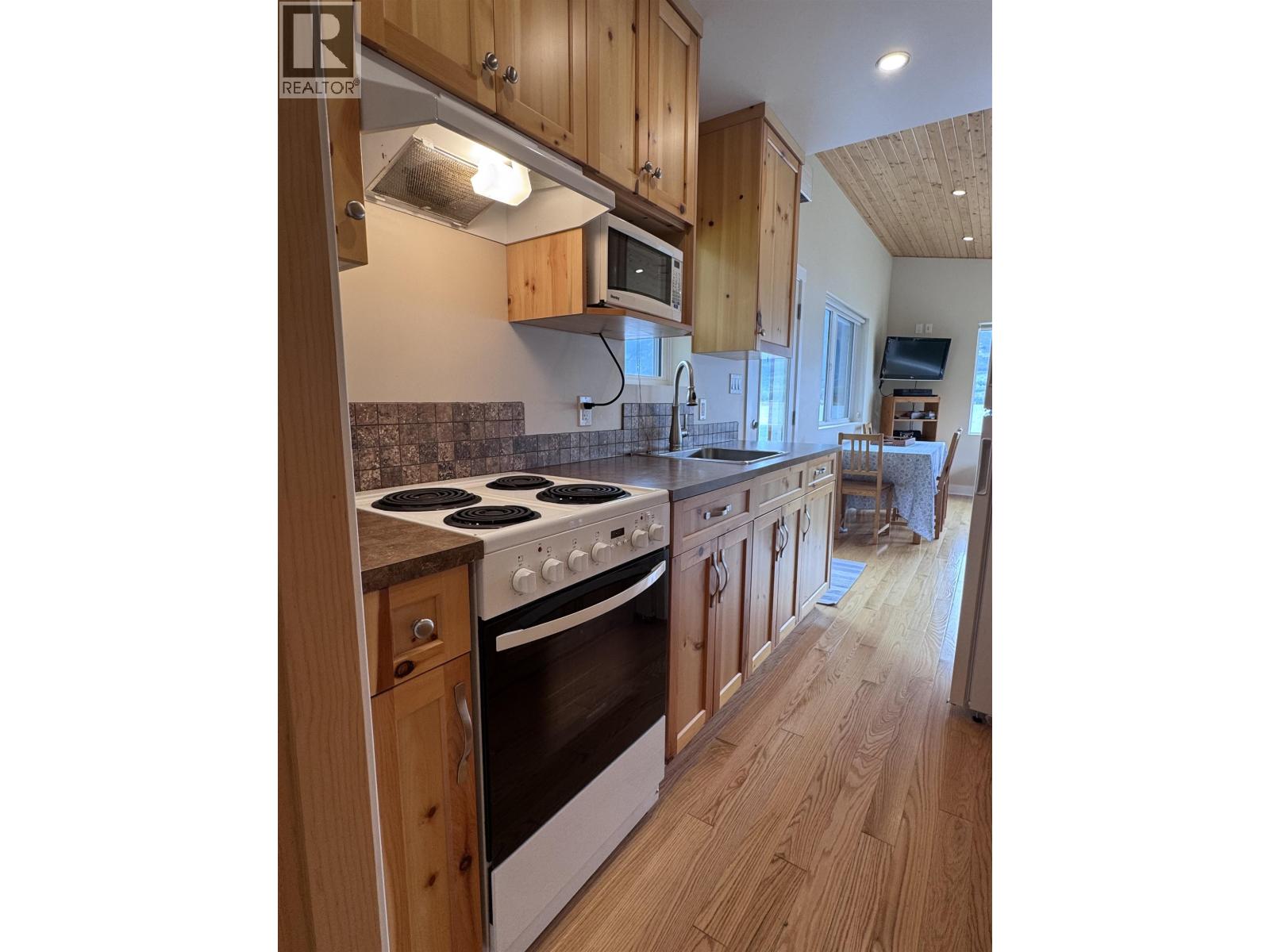 1440 WESTSIDE ROAD - 9