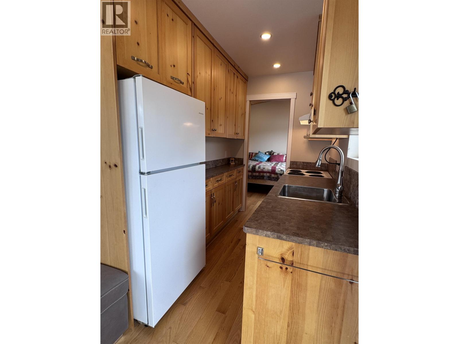 1440 WESTSIDE ROAD - 12