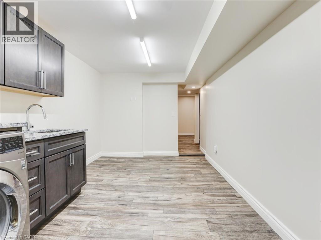833 DOON VILLAGE Road, Kitchener, Ontario, N2P1A1 — Photo 40