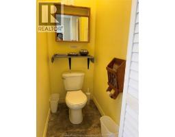 945 West Shore Road, Pelee Island, ON N0R1M0 Photo 13