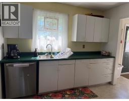 945 West Shore Road, Pelee Island, ON N0R1M0 Photo 17