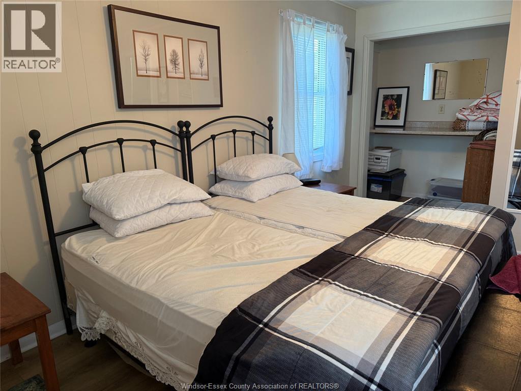 945 WEST SHORE ROAD - 31