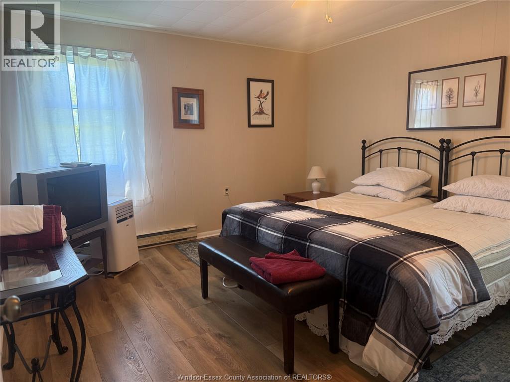 945 WEST SHORE ROAD - 32