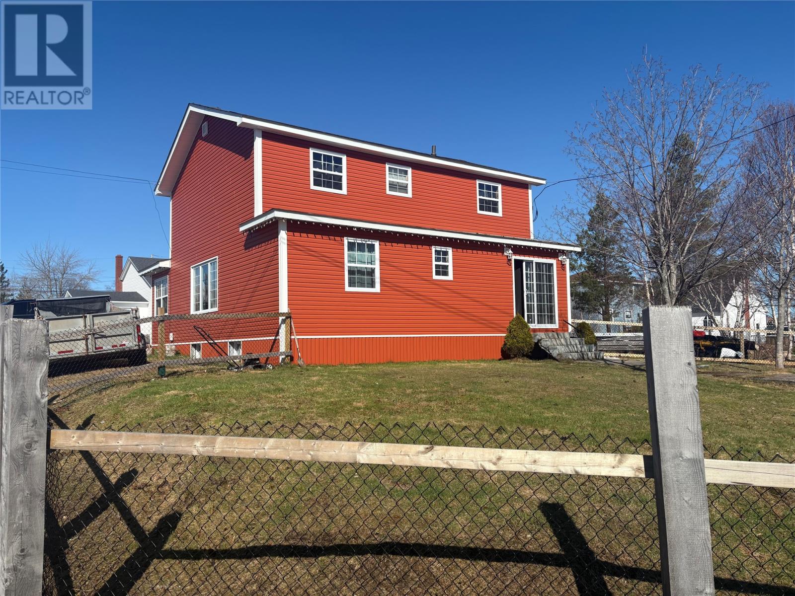 17 Lundberg Avenue - 1