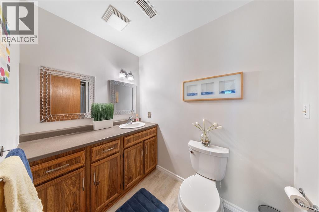 315 OAKLEA COURT, Sarnia, Ontario, N7S5Y9 — Photo 18