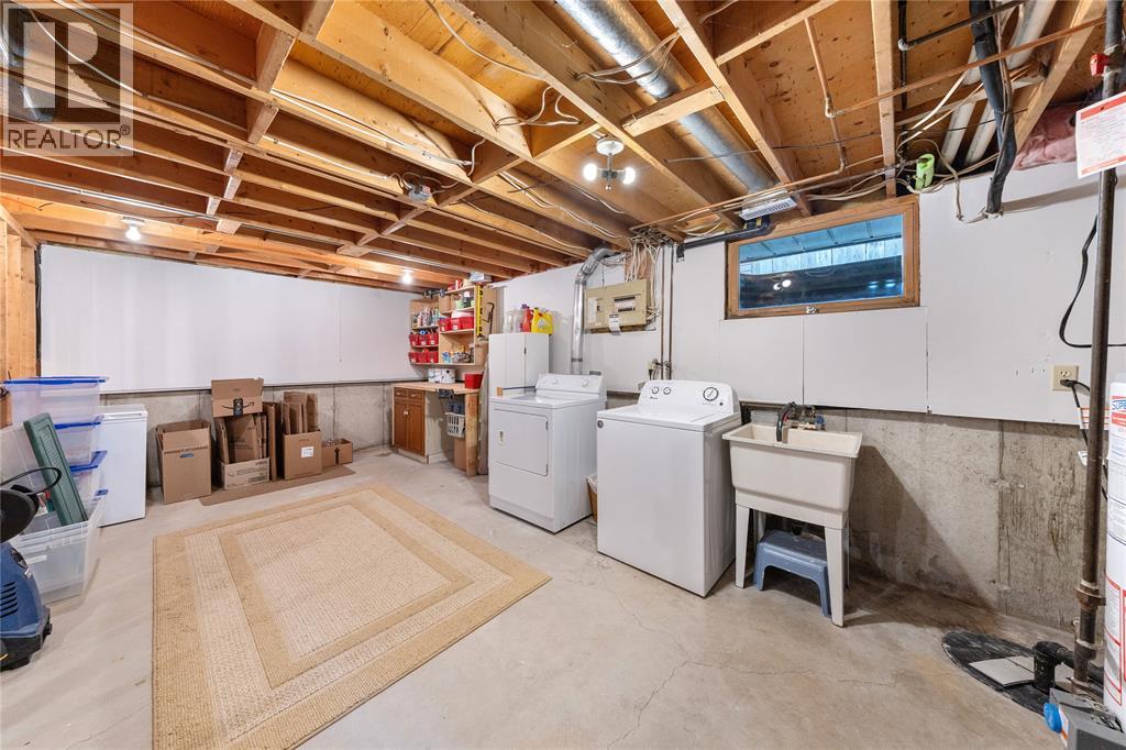 315 OAKLEA COURT, Sarnia, Ontario, N7S5Y9 — Photo 11