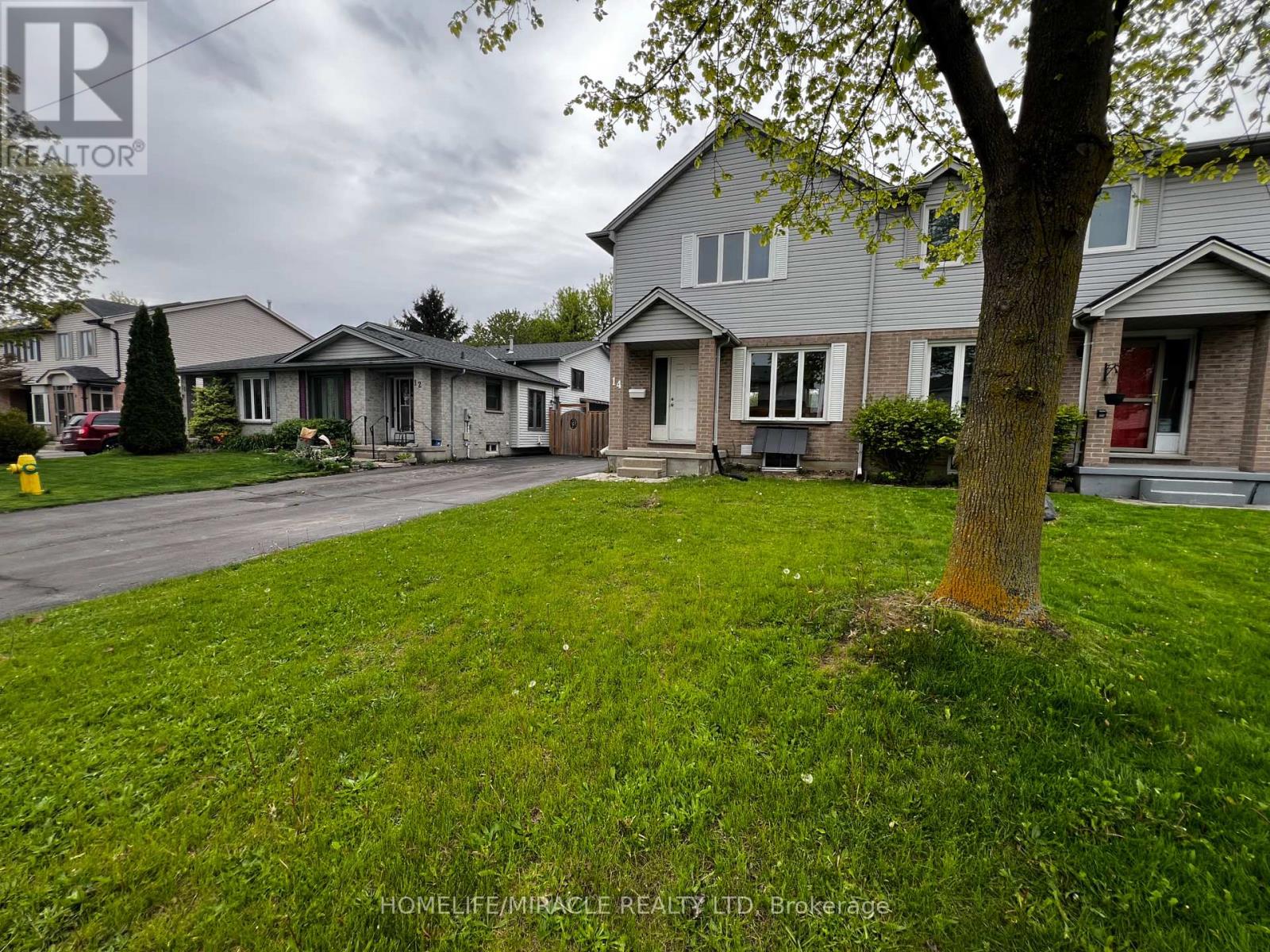 14 MOREAU CRESCENT - 29