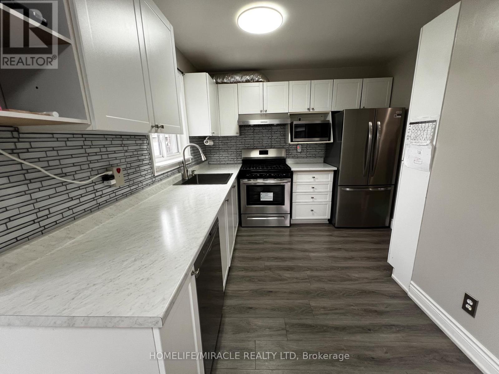 14 MOREAU CRESCENT - 9