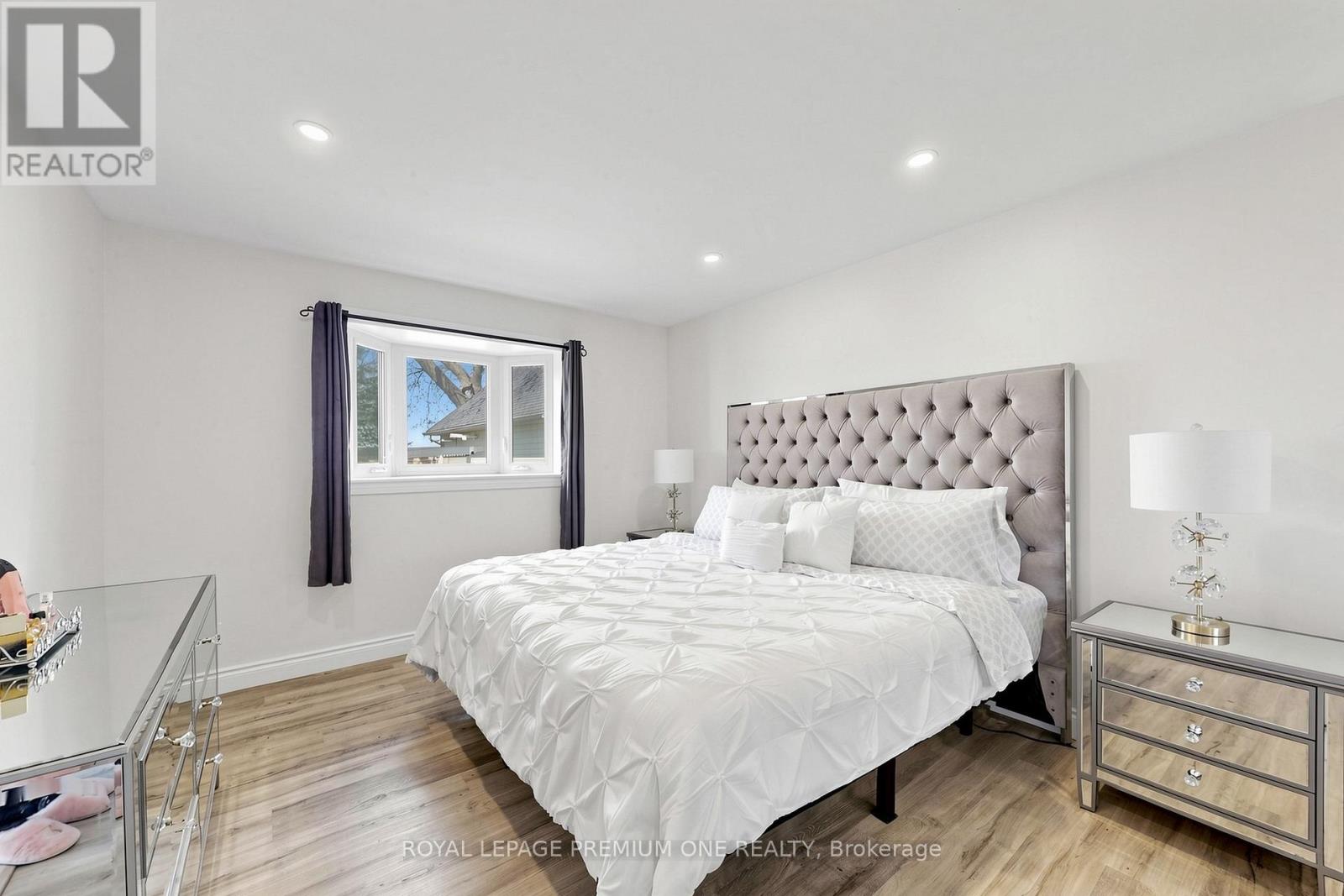 72 THORNTON AVENUE - 13