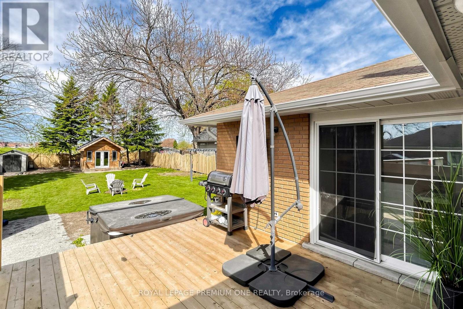72 THORNTON AVENUE - 28