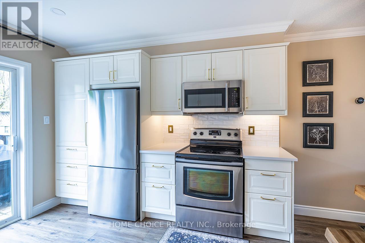 #20 2800 COURTICE ROAD - 7