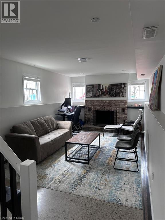 15 MILFOIL Crescent Unit# LOWER, Kitchener, Ontario, N2E3L2 — Photo 12