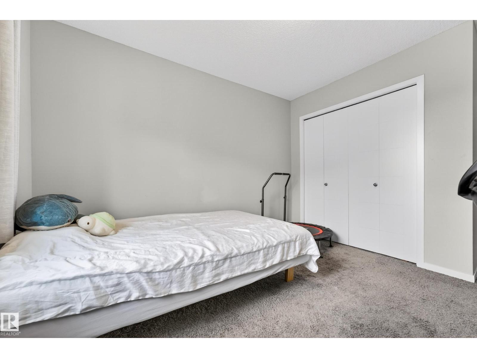 4371 ANNETT CM SW, Edmonton