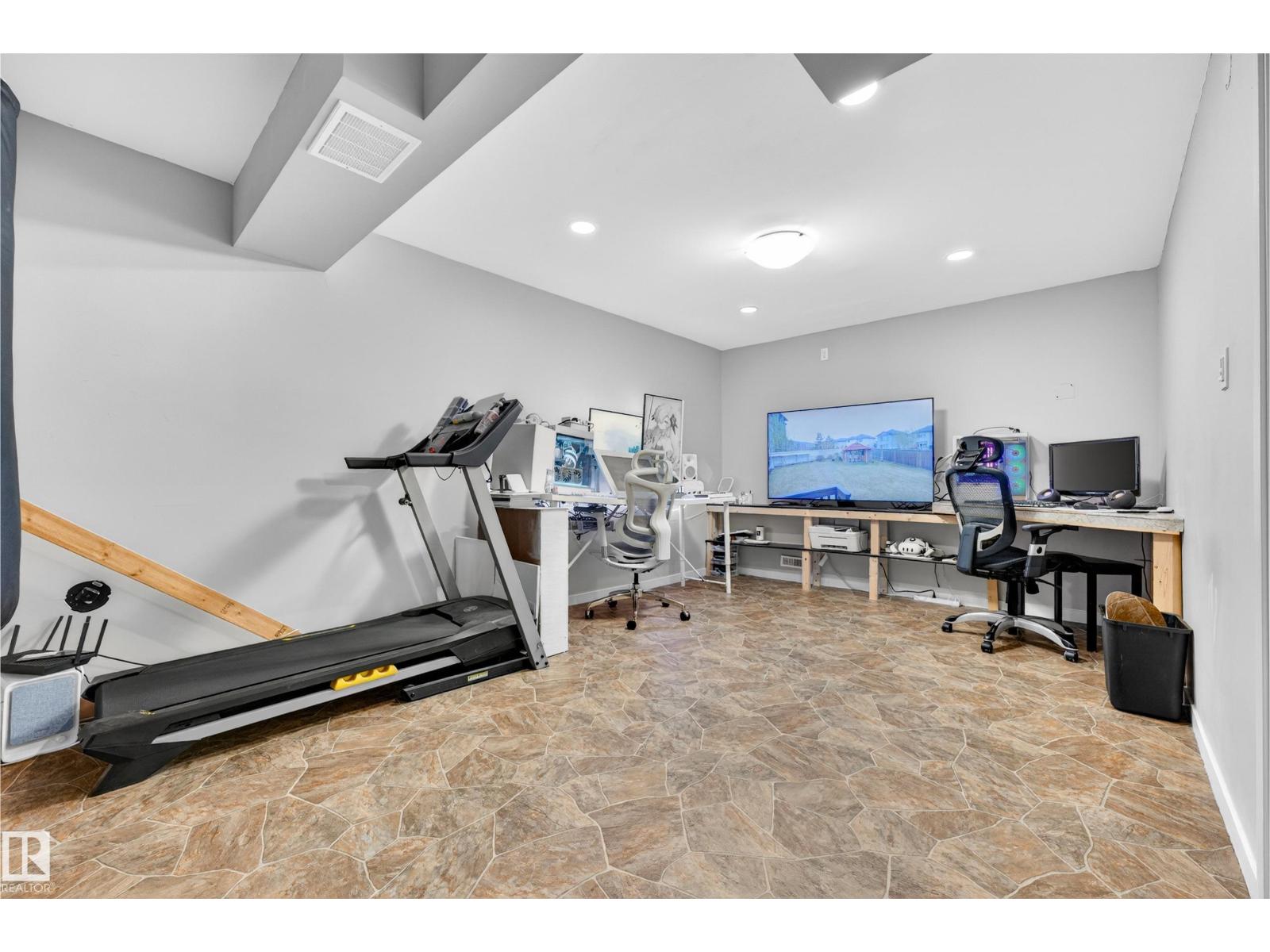 4371 ANNETT CM SW, Edmonton