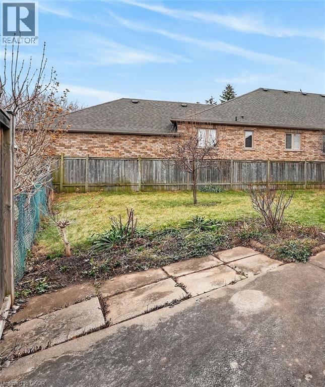 358 FEDERAL Street, Stoney Creek, Ontario, L8E2B5 — Photo 11
