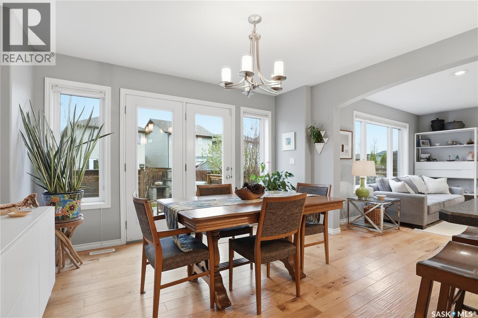 215 Whalley CRESCENT - 11
