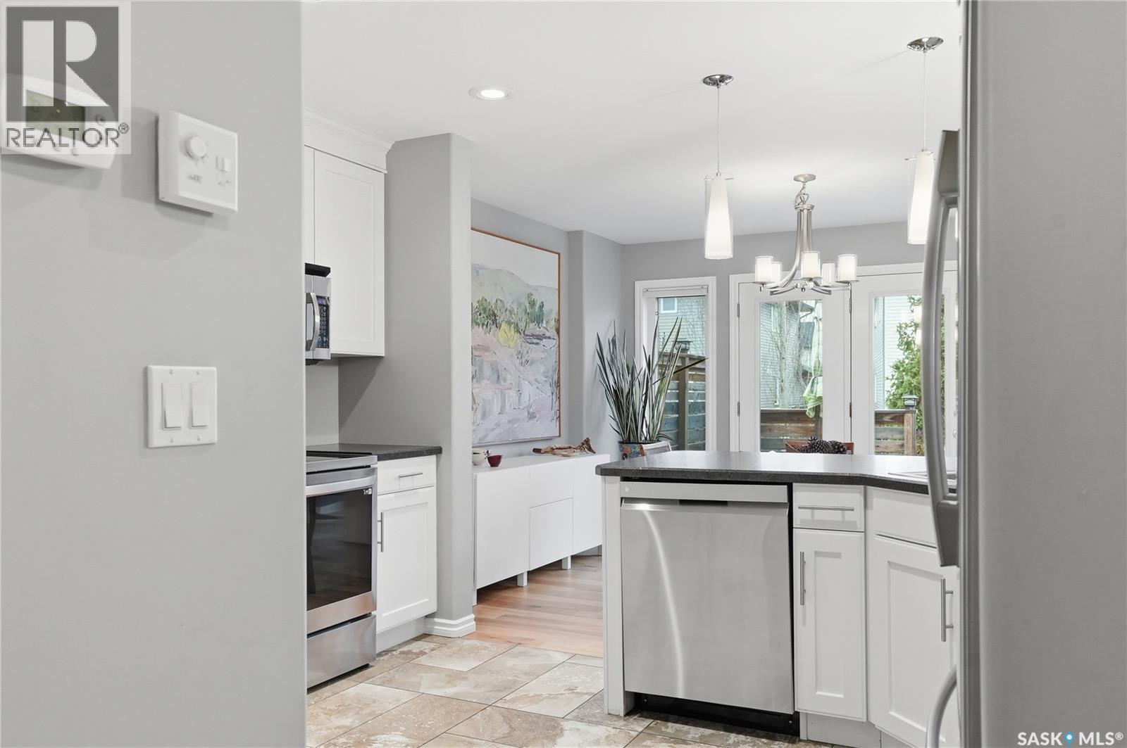 215 Whalley CRESCENT - 19