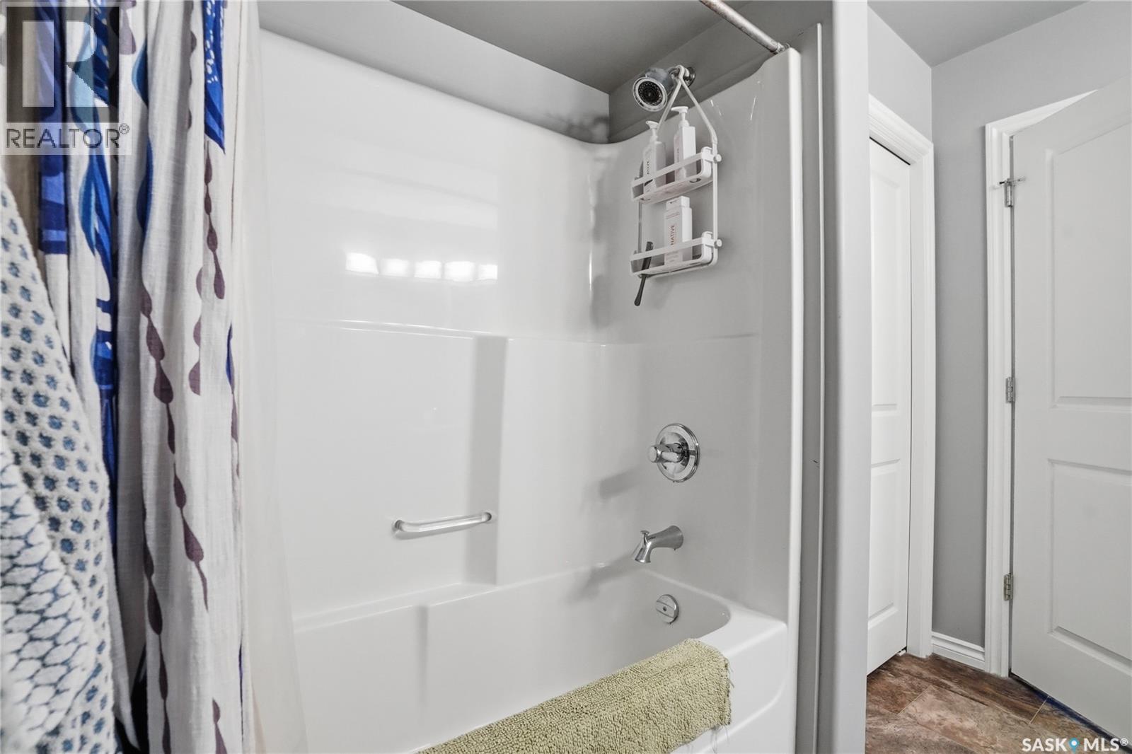 215 Whalley CRESCENT - 27