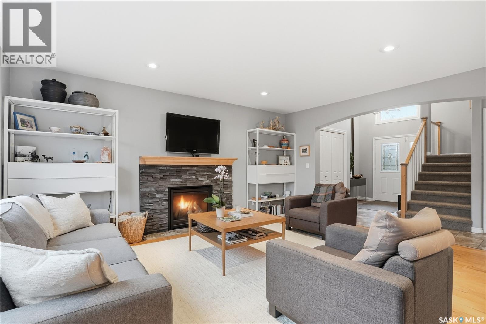 215 Whalley CRESCENT - 7