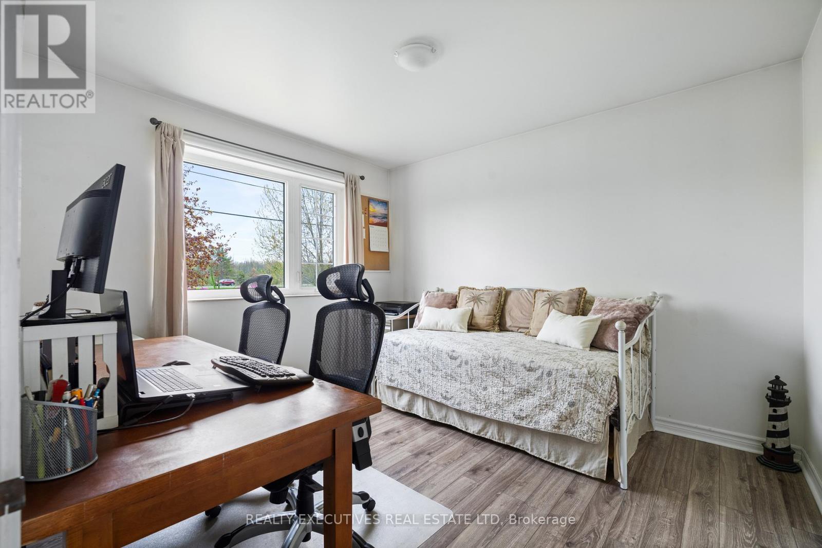 13035 RIVERSIDE DRIVE - 22