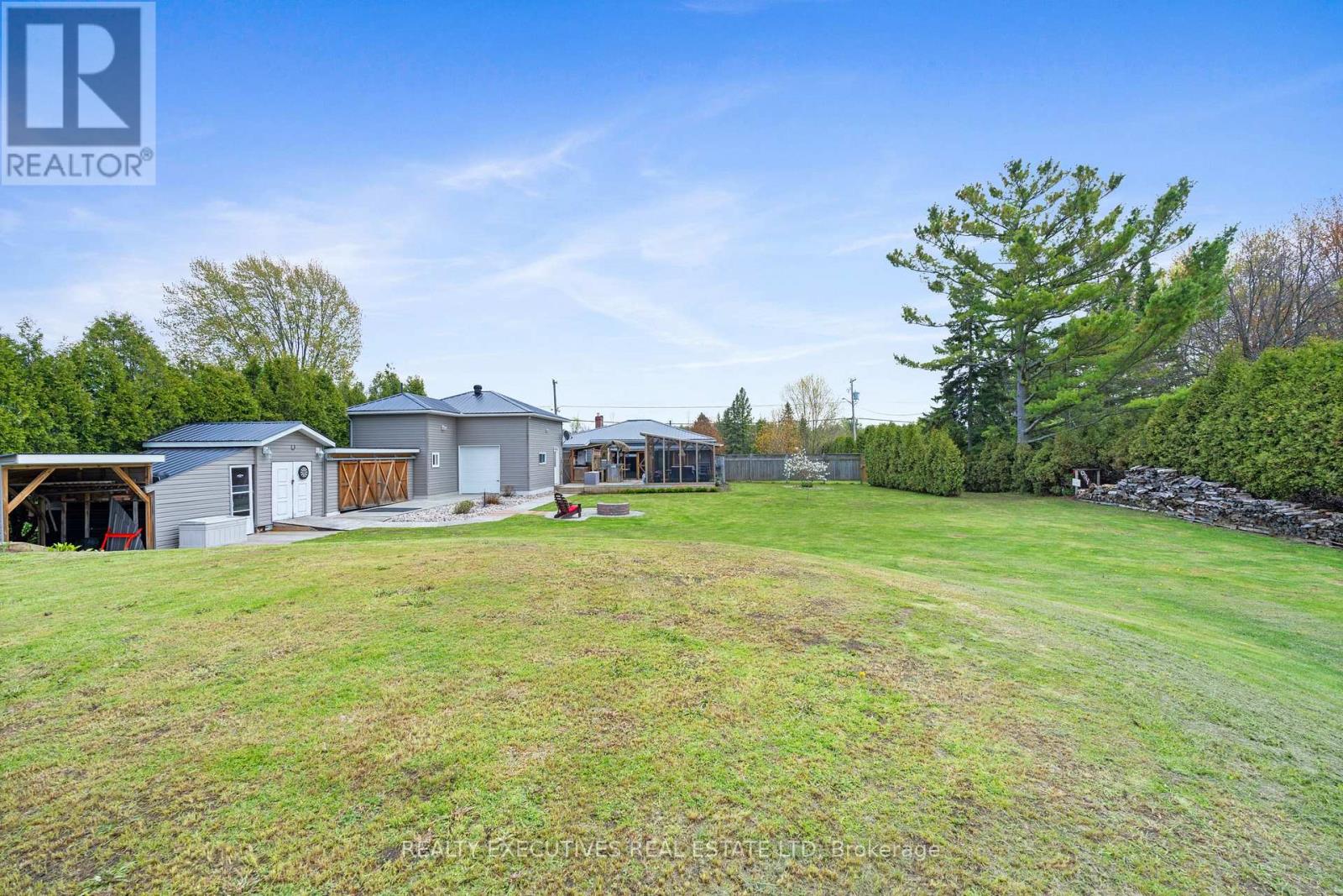 13035 RIVERSIDE DRIVE - 38