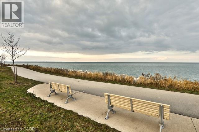 125 SHOREVIEW Place Unit# 426, Stoney Creek, Ontario, L8E0K3 — Photo 5