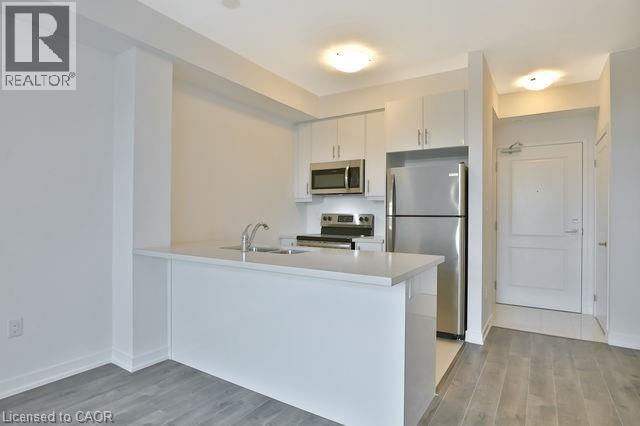 125 SHOREVIEW Place Unit# 426, Stoney Creek, Ontario, L8E0K3 — Photo 10
