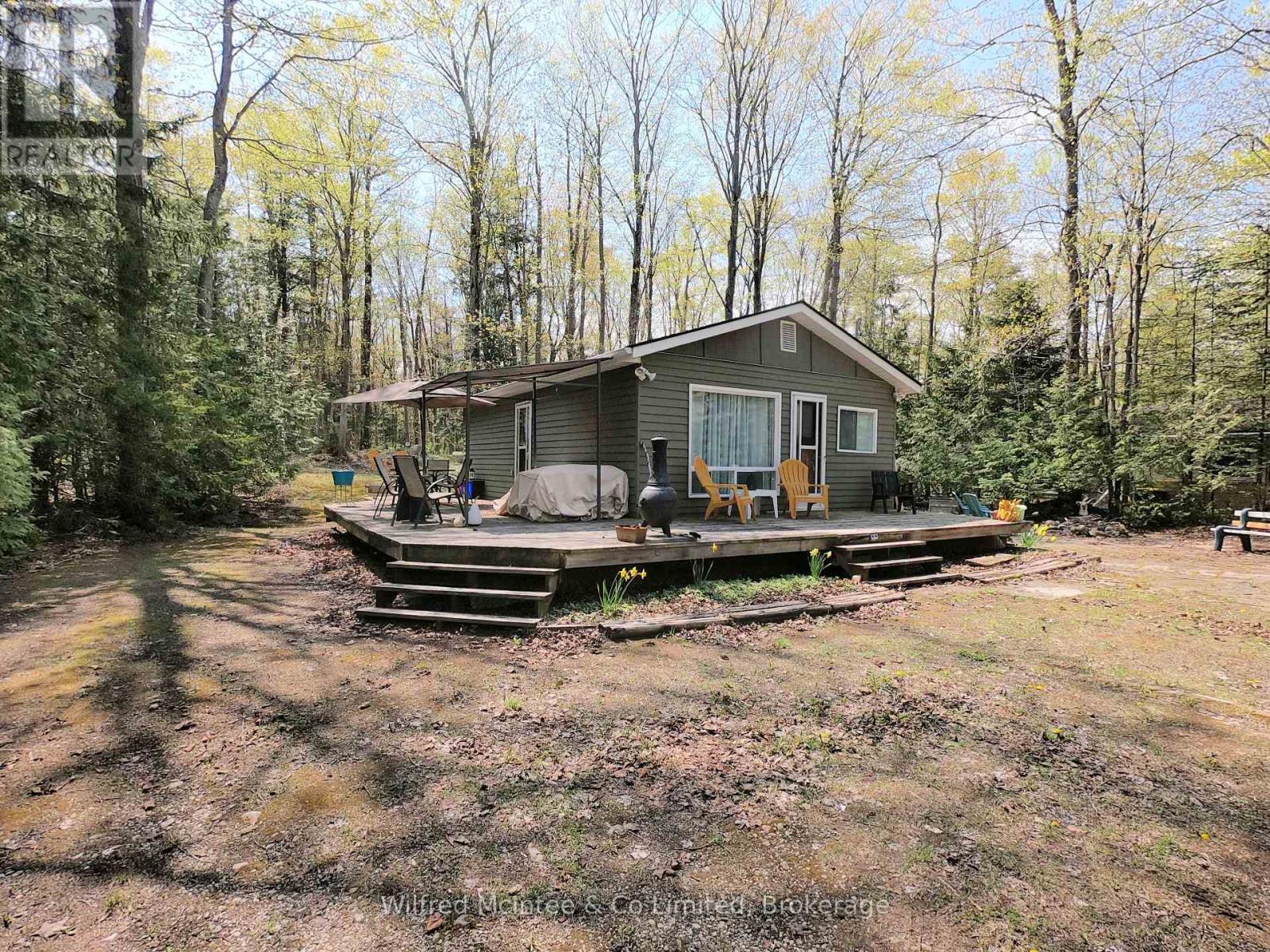 210 THOMPSON AVENUE - 2