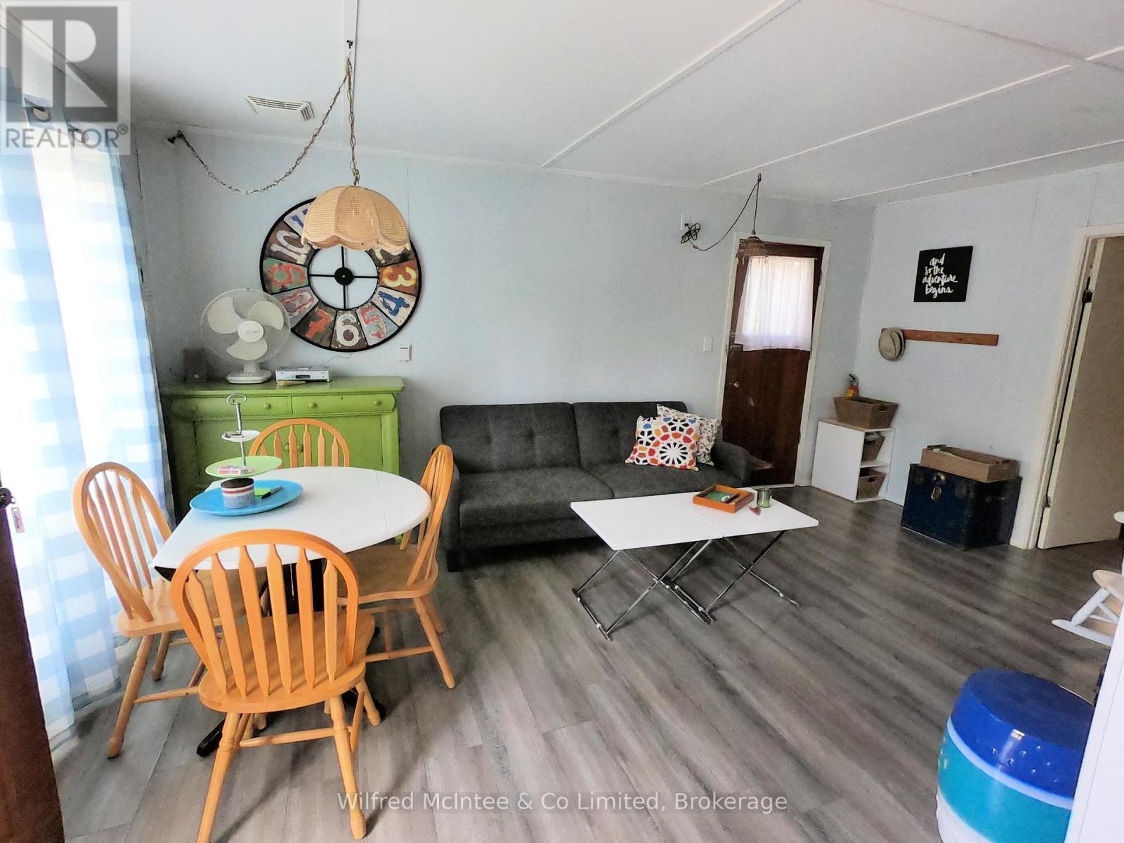 210 THOMPSON AVENUE - 5