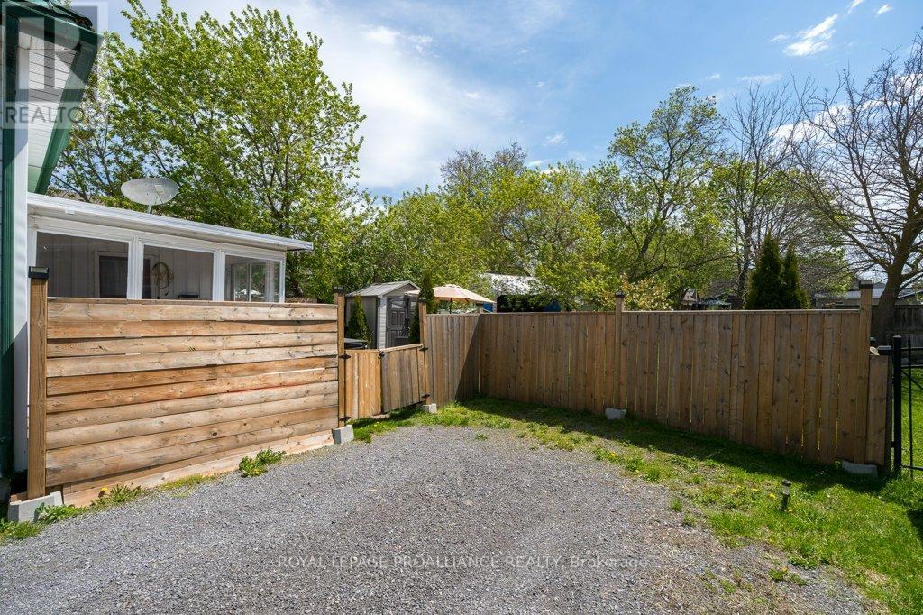17 MEYERS STREET - 34