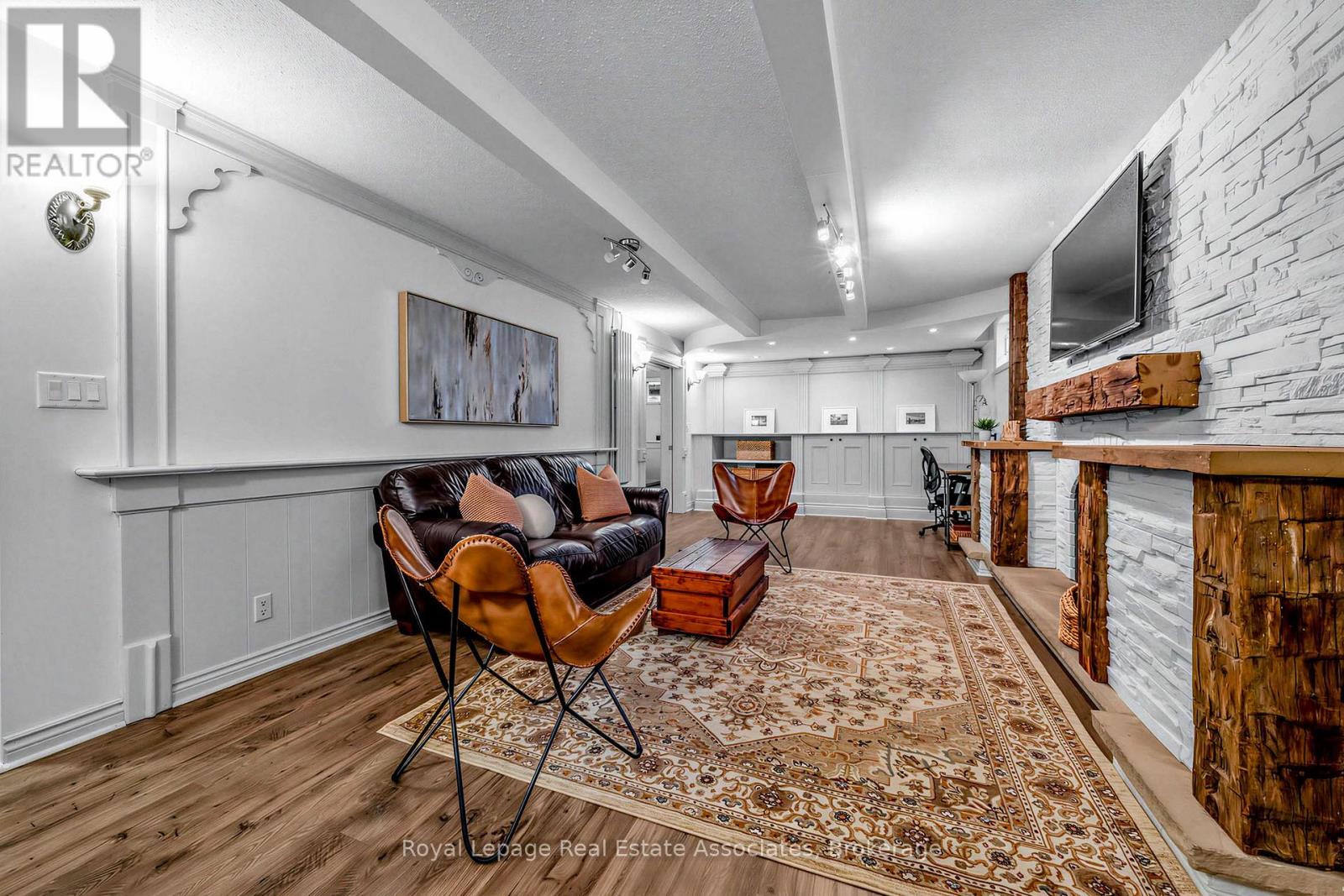 1593 GLENBURNIE ROAD - 30