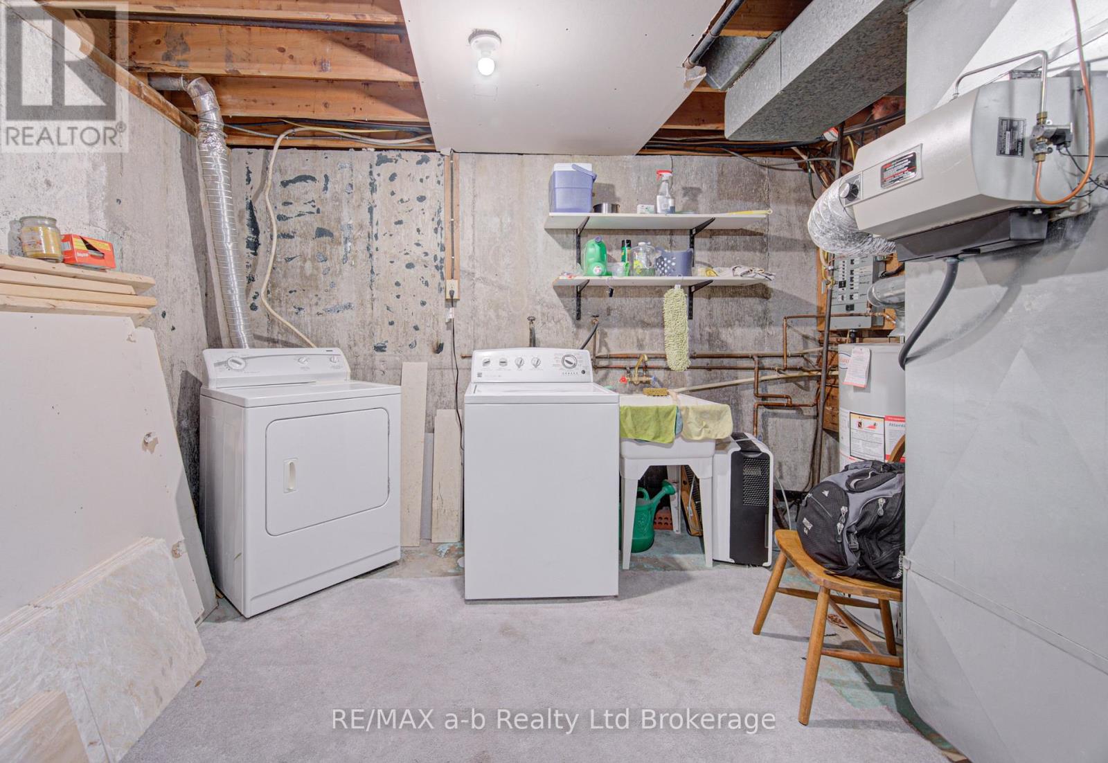 #18 224F HARVARD PLACE - 20