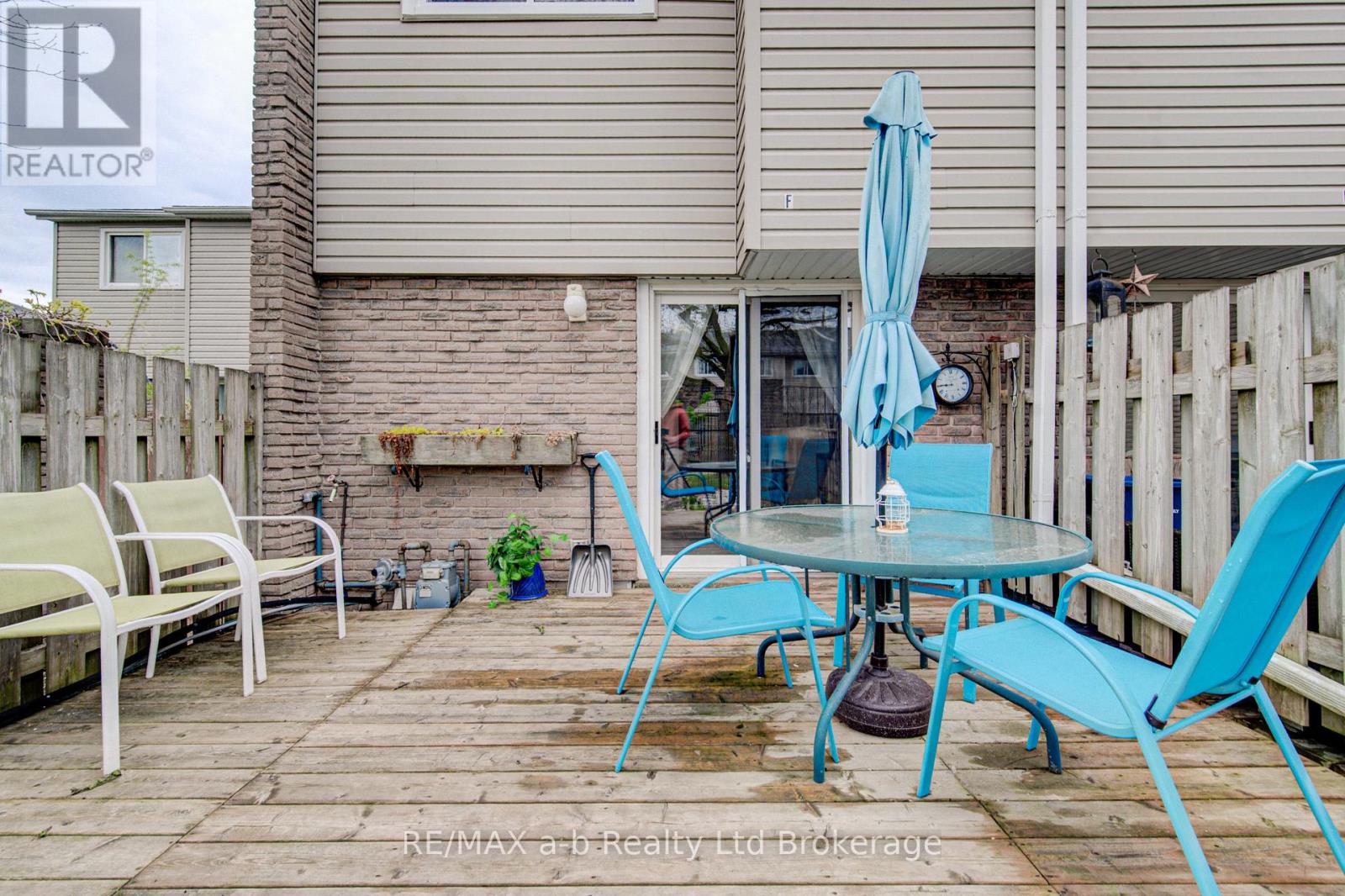 #18 224F HARVARD PLACE - 25