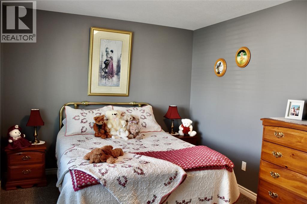#410 5600 BLACKWELL Sideroad - 15