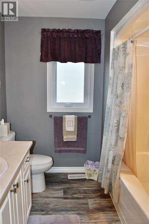 #410 5600 BLACKWELL Sideroad - 16