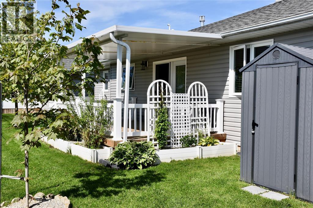 #410 5600 BLACKWELL Sideroad - 18