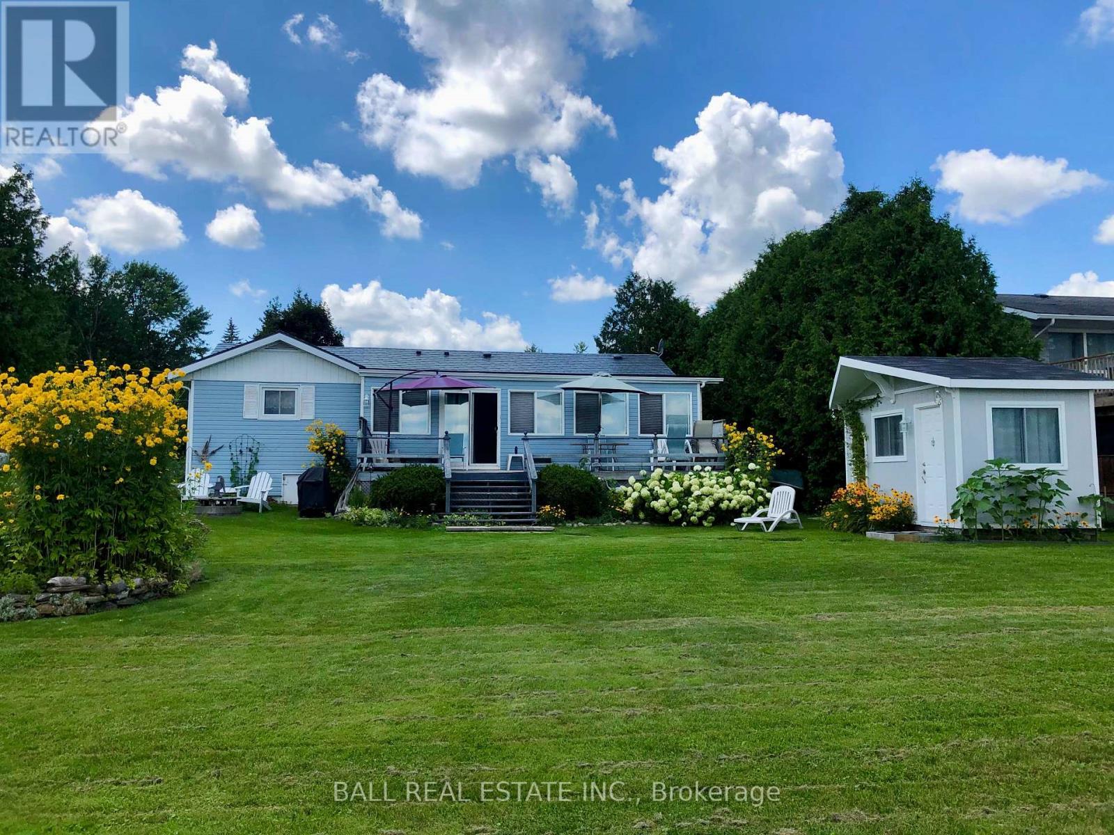 11 LAKEVIEW CRESCENT - 37