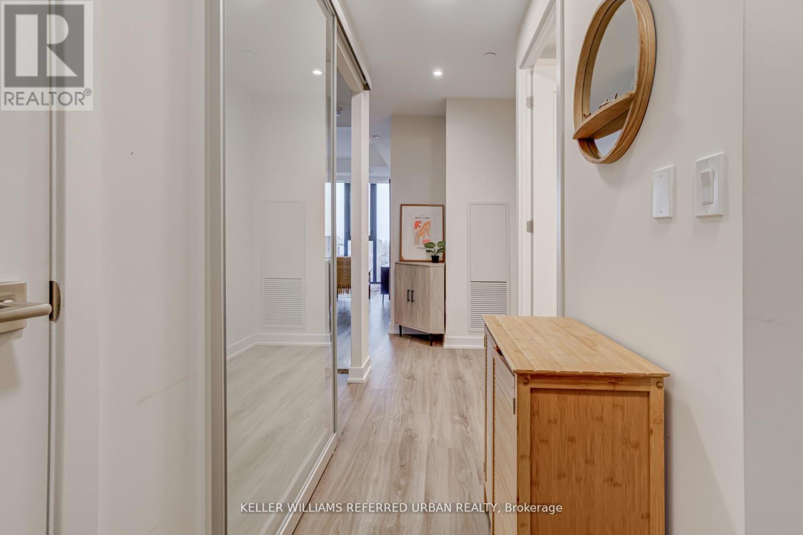 #609 840 ST CLAIR AVENUE W - 6