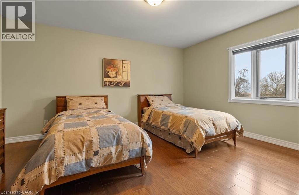 2 HICKORY Hollow, St. George, Ontario, N0E1N0 — Photo 16