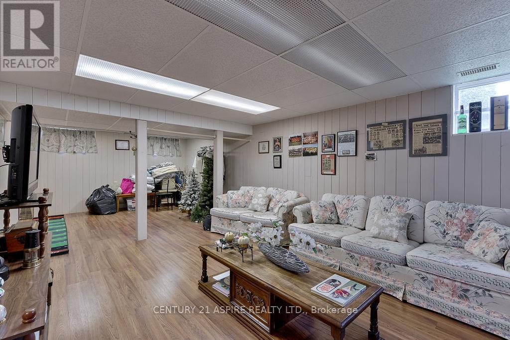 131 OWENS STREET - 37