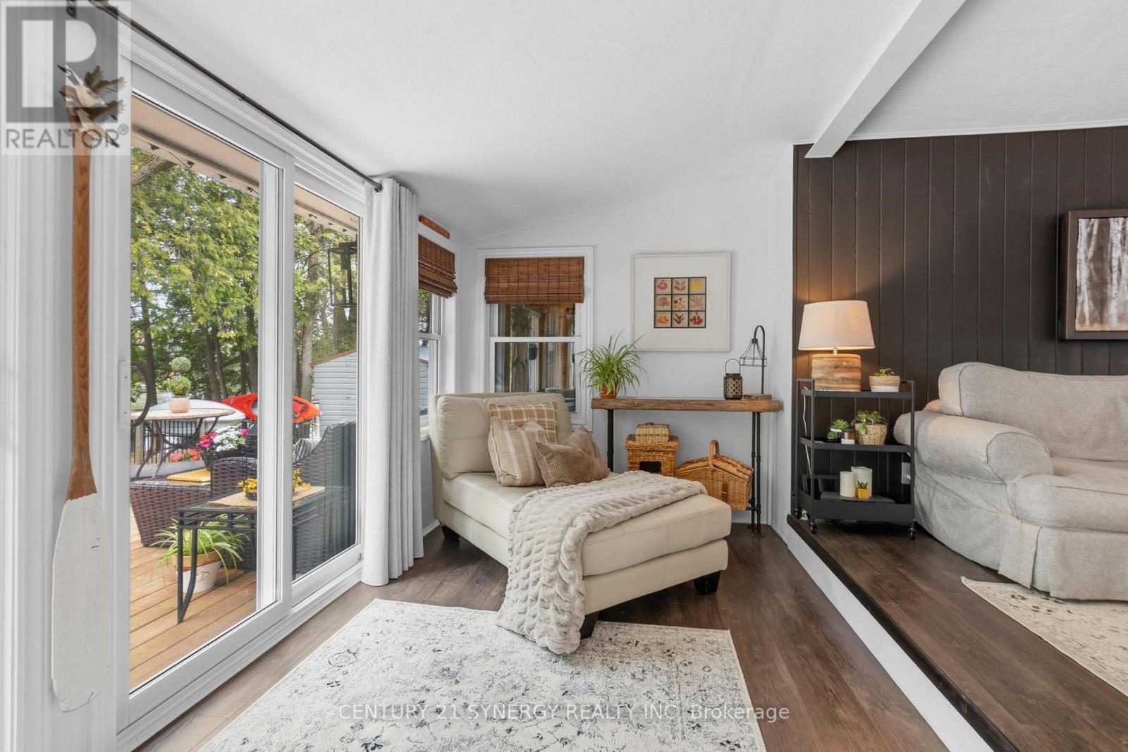 877 RIVER ROAD - 16