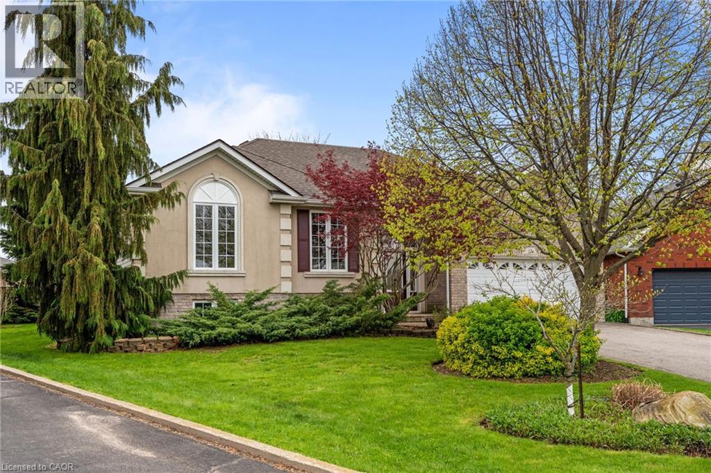 16 MACPHERSON Drive - 3