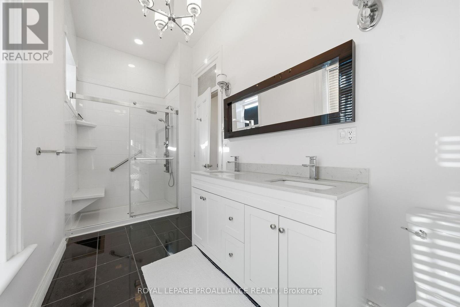 219 CHARLES STREET - 38